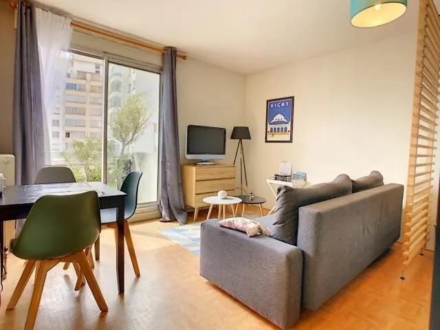 Apartment Les Cocons De Stephanie Vue Sur Lac D'Allier Vichy